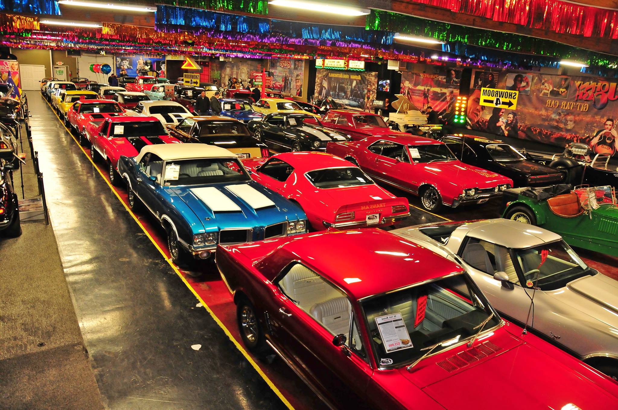 Photo of cars at Volo Auto Museum